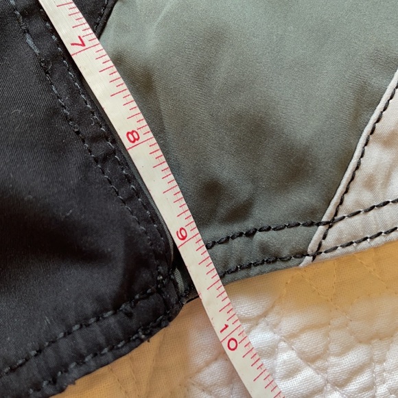 Men’s Quiksilver Board Shorts Size 29 - Picture 8 of 8